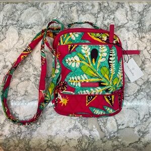 DISCONTINUED VERA BRADLEY FLORAL CROSSBODY